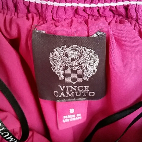 Vince Camuto
Stretch Crepe Shift Dress size 8 BNWT - Picture 4 of 7